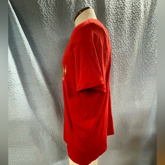 Holiday t-shirt - Picture 2 of 9